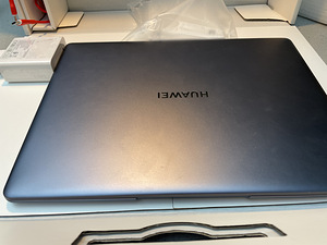 Huawei matebook 13 (3 фото из 3)
