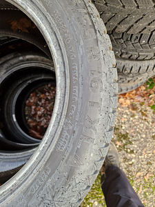 Naelrehvid continental 215/55r16 (2 foto / 2)