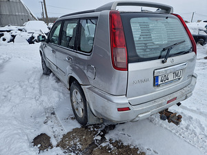 Nissan xtrail 2.2td (4 foto / 7)