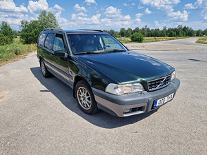 Volvo v70 xc 2.4 turbo (1 foto / 5)