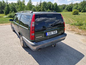 Volvo v70 xc 2.4 turbo (2 foto / 5)