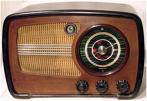 Радиоприёмник ламповый 30-х-50-х годов неисправный