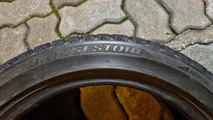Naastrehvid Bridgestone blizzak 225/45r17 (4 foto / 4)