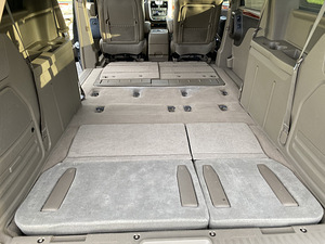 Chrysler Town & Country 3.6 211kw Limited (4 foto / 15)