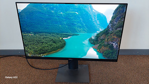 Monitor 27" DELL S2715H (1 foto / 7)