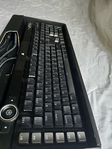 Механическая клавиатура Corsair K100 RGB - переключатели Cor (5 фото из 7)