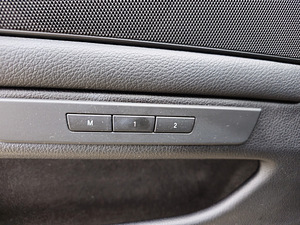 BMW 5-Series F10 525D 200KW 2010 (11 foto / 15)