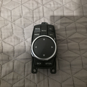 BMW F01 Media Controller (1 foto / 5)