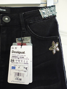 Desigual teksad UUS! (2 foto / 4)