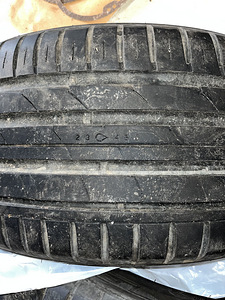 Suverehvid Nokian zLine SUV 275/40/R20 8mm (2 foto / 2)