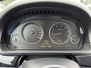 BMW 523i, F10 150KW (13 foto / 13)