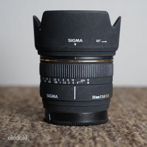 Объектив sigma EX 30mm F1.4 DC с байонетом Sony A / Minolta (фото #3)