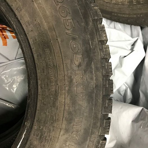 265/65/17 Nokian Hakkapeliitta naastrehvid (5 foto / 5)