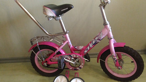 Детский велосипед Стелс для девочек от 2 до 4 лет