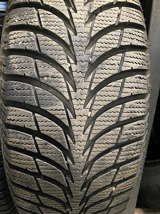 Rehv 215/65R16 4tk (2 foto / 4)