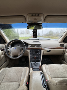 Volvo S80 2.4 D5 120kw (8 foto / 10)