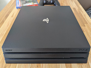 Playstation 4 Pro (uusim mudel) (2 foto / 3)