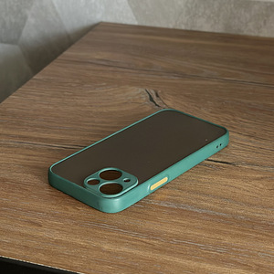 Чехол на iPhone 13 mini (1 фото из 3)