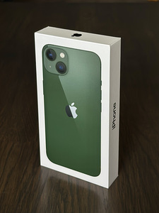 iPhone 13 128 Гб Новый (3 фото из 3)