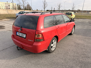 Toyota corolla (3 foto / 9)