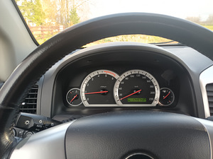 Chevrolet Captiva (8 фото из 8)