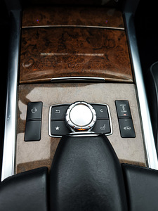 Mercedes-Benz E350 4MATIC Bang&Olufsen (14 foto / 14)