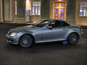 Mercedes-Benz SLK 350 (2 фото из 7)
