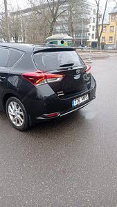 Toyota Auris 1.6 97kw (5 foto / 8)