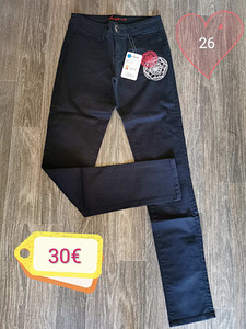 Uued Desiqual teksad (1 foto / 3)