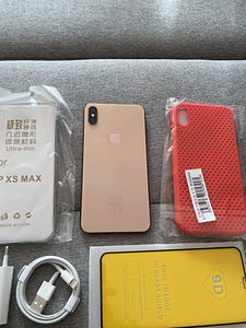 iPhone XS Max 64GB Gold Heas Seisukorras (2 foto / 7)