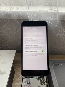 iPhone 8 Plus 64GB Heas Seisukorras (7 foto / 7)
