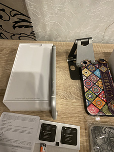 iPhone XR 64GB Heas Seisukorras (4 foto / 7)