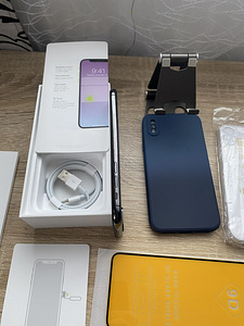 iPhone X 64GB Heas Seisukorras, Uus Aku (4 foto / 6)