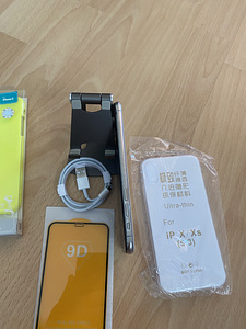 iPhone X 64GB Heas Seisukorras, Uus Aku (6 foto / 7)