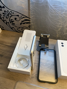 iPhone 11 64GB Heas Seisukorras (3 foto / 6)