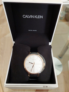 Naiste käekell DKNY Calvin Klein (6 foto / 7)