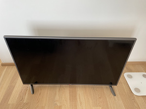 LG TV 42LB561V-ZC (1 foto / 2)
