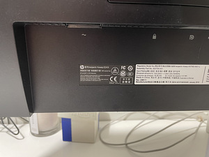 FullHD monitor HP E243i 24" (3 foto / 5)