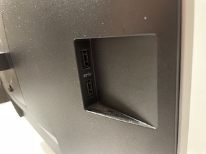 FullHD monitor HP E243i 24" (5 foto / 5)