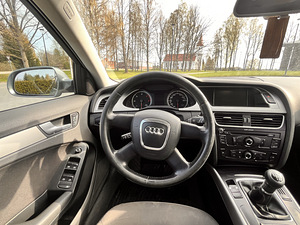 Audi A4 105kW Quattro (9 foto / 11)