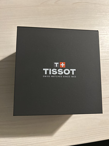 Müüa uus Tissot unisex käekell (1 foto / 3)