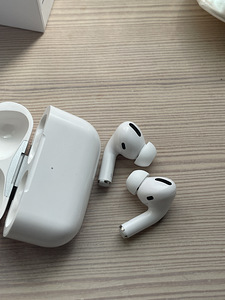AirPod Pro НОВИНКА! (7 фото из 8)
