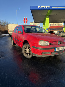 Volkswagen Golf 1.4 55Kw 2001 (2 foto / 7)