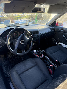 Volkswagen Golf 1.4 55Kw 2001 (3 foto / 7)