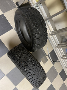 Nokian 215/65 R15C (2tk) (3 foto / 5)