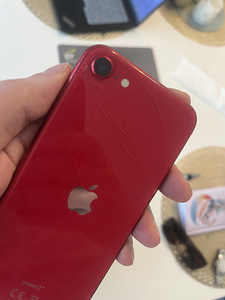 iPhone SE 64 ГБ (3 фото из 4)