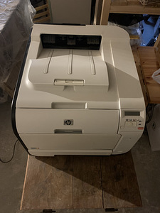 Цветной принтер Laser Jet Pro 400 цветной