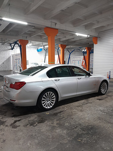 БМВ 730d 180 кВт (2 фото из 7)