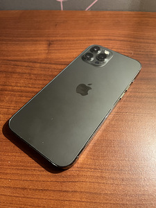 iPhone 12 про макс 256гб (2 фото из 3)