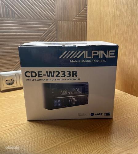 Alpine CDE-W233R (foto #1)